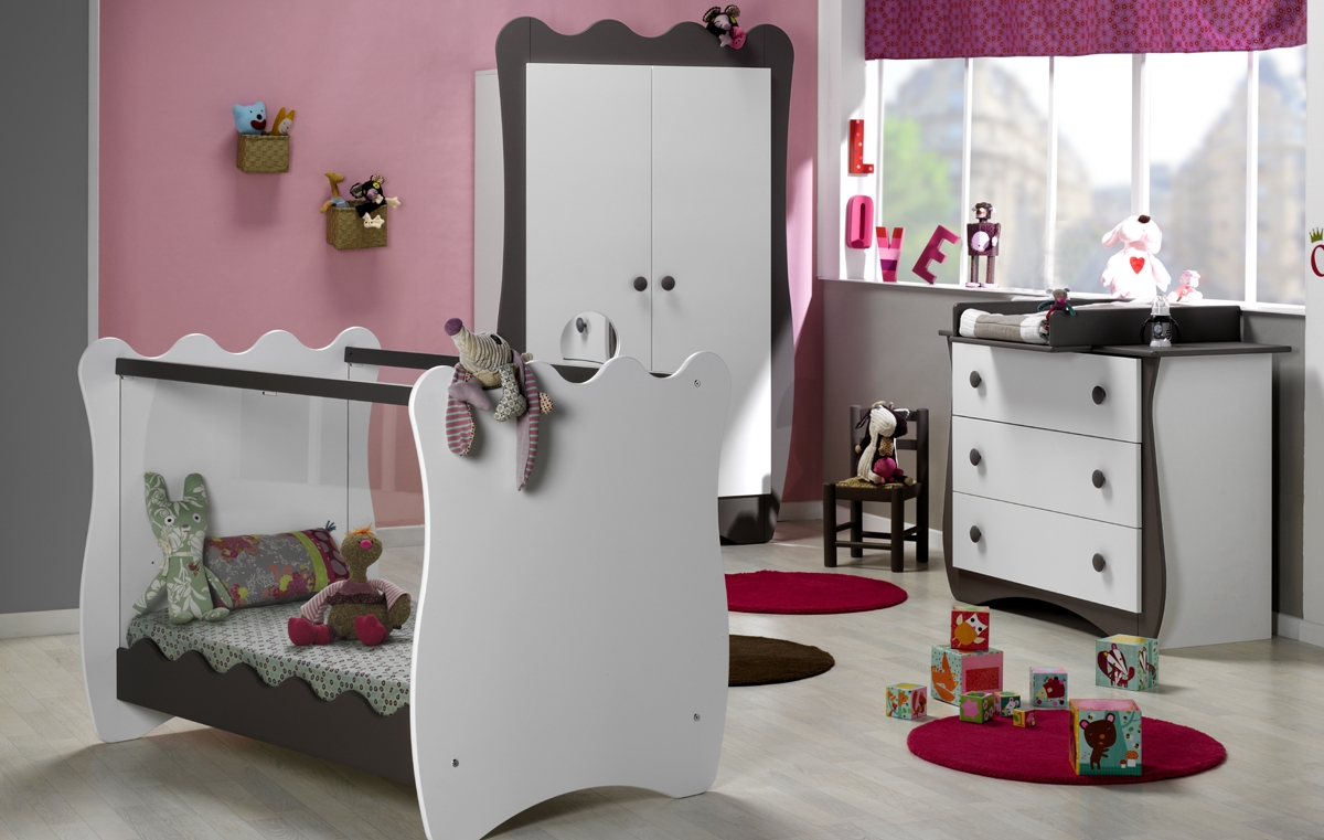 Bebe Provence Chambre Complete Bebe Blanc Et Taupe Doudou Lestendances Fr