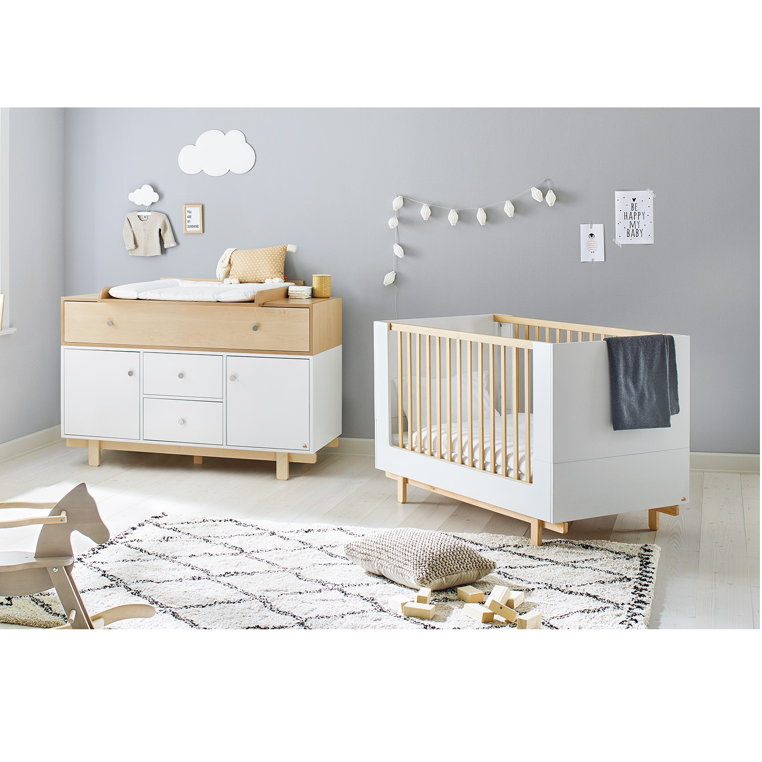 Pinolino Lit Bebe Et Grande Commode Blanc Et Bois Clair Boks 70x140 Cm Lestendances Fr