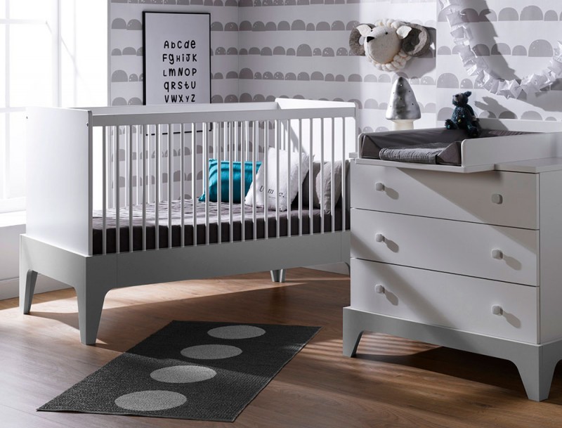 Bebe Home Petite Chambre Bebe Blanche Et Grise Paris Lestendances Fr